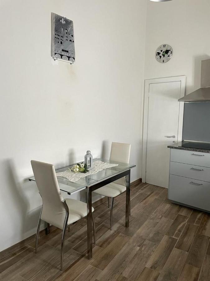 Al Vecchio Mulino Apartment Lastra a Signa Luaran gambar